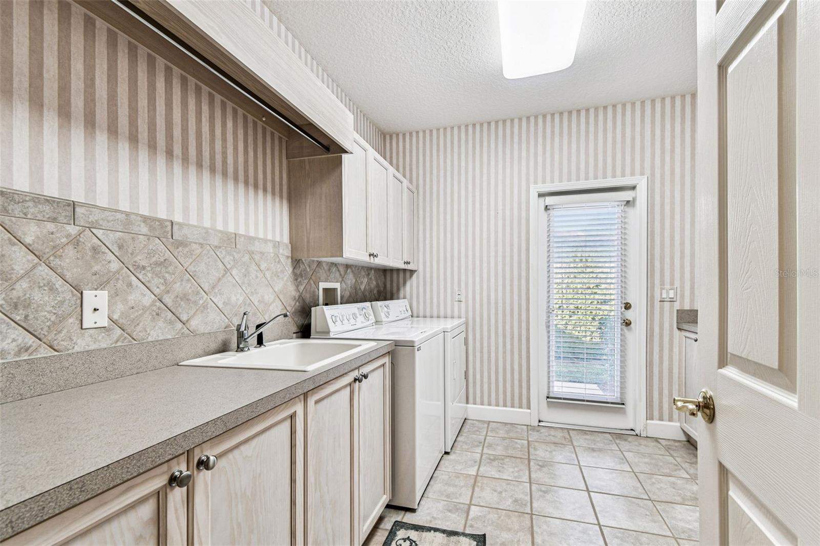 3988 MIMOSA PL, PALM HARBOR, FL, 34685