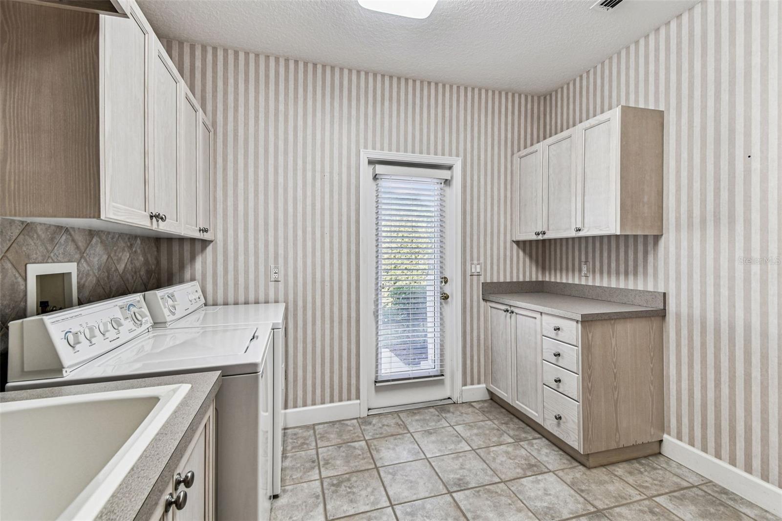 3988 MIMOSA PL, PALM HARBOR, FL, 34685