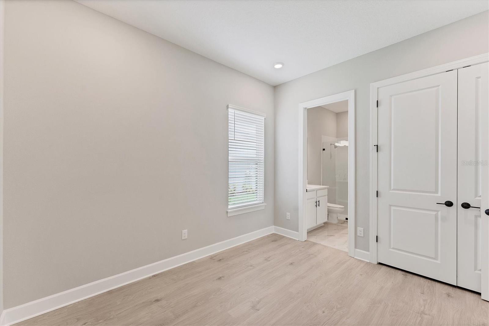 15813 SAN LAZZARO AVE, BRADENTON, FL, 34211