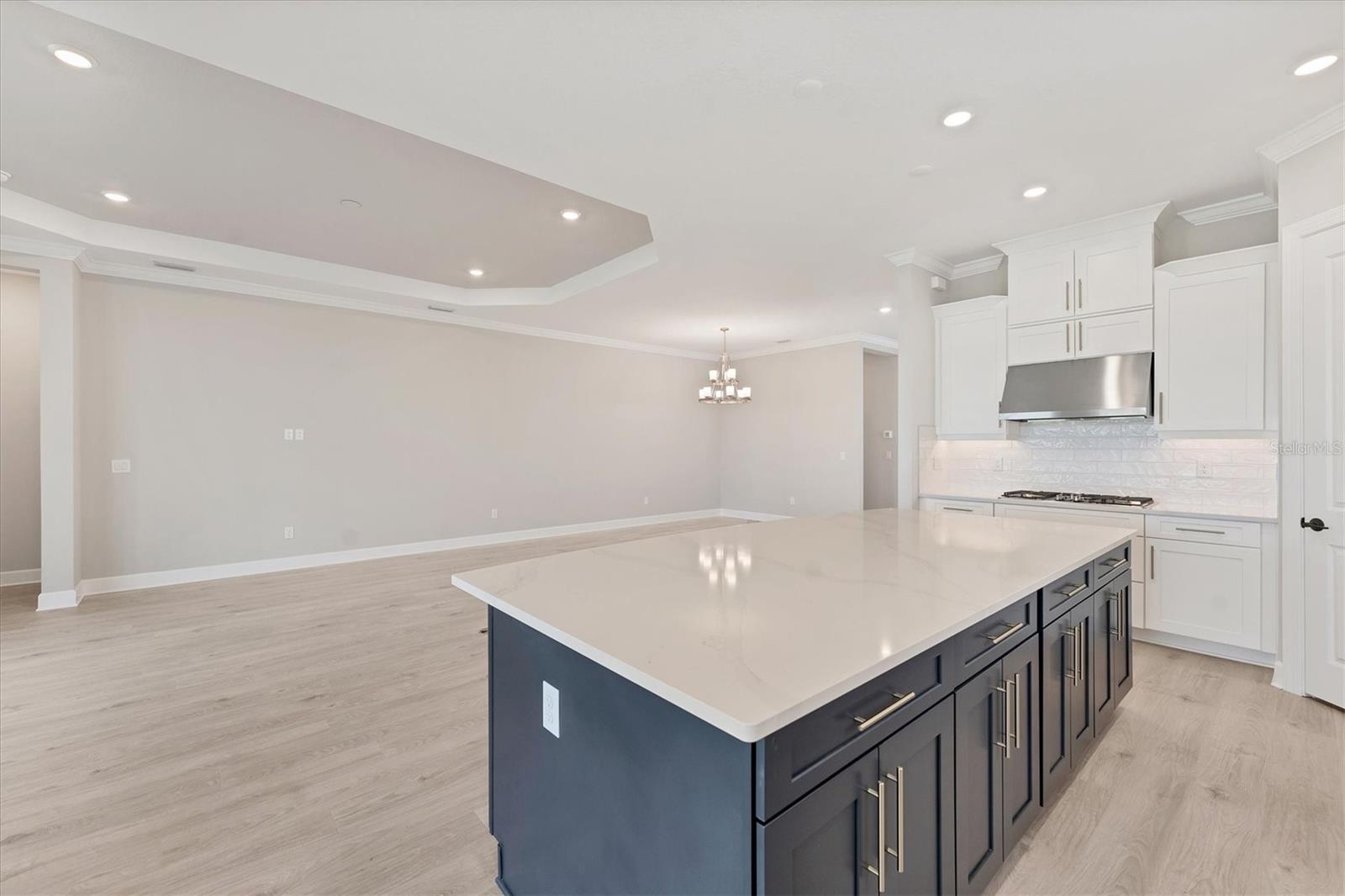 15813 SAN LAZZARO AVE, BRADENTON, FL, 34211