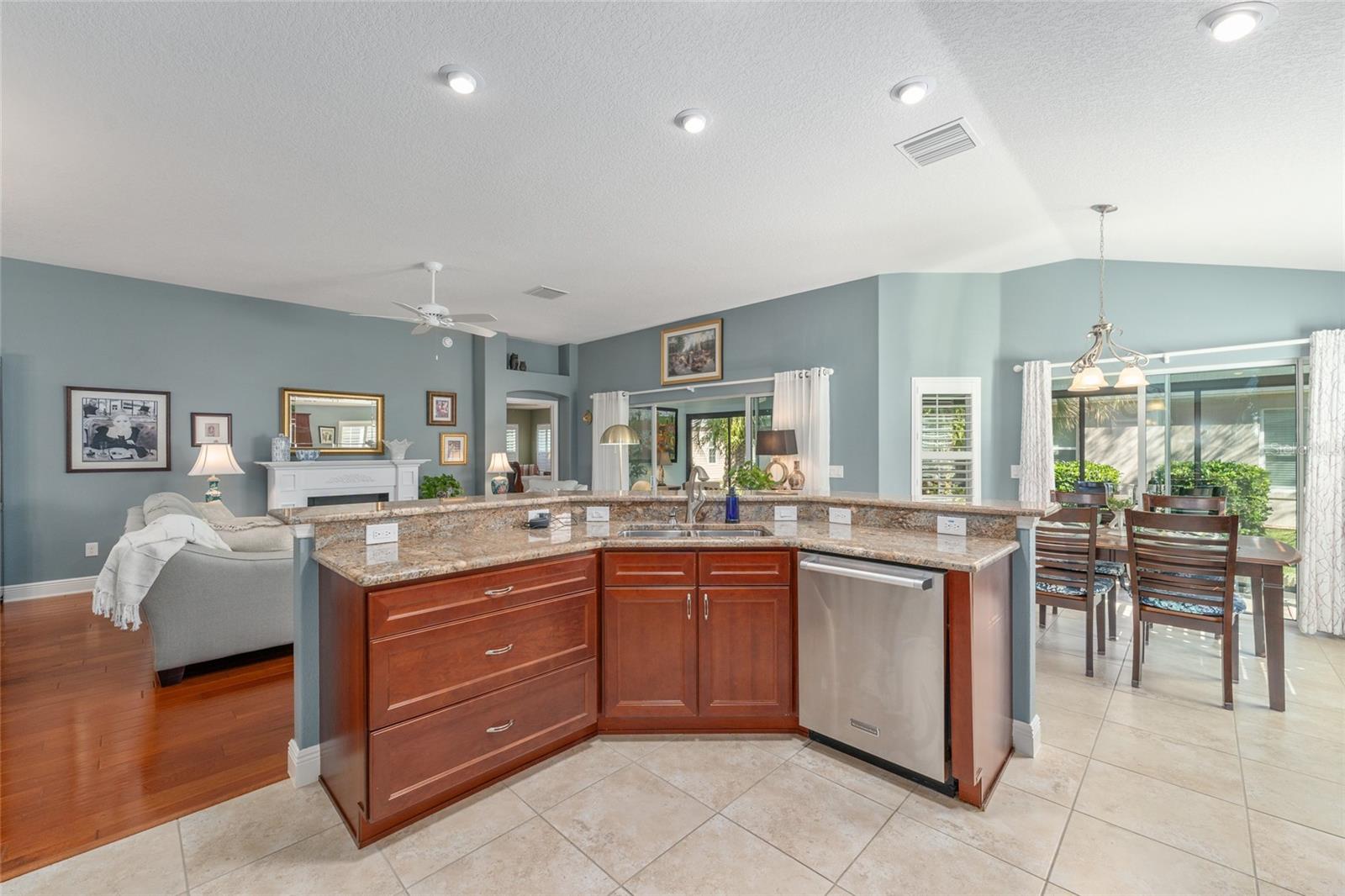 3178 KILLINGTON LOOP, THE VILLAGES, FL, 32163