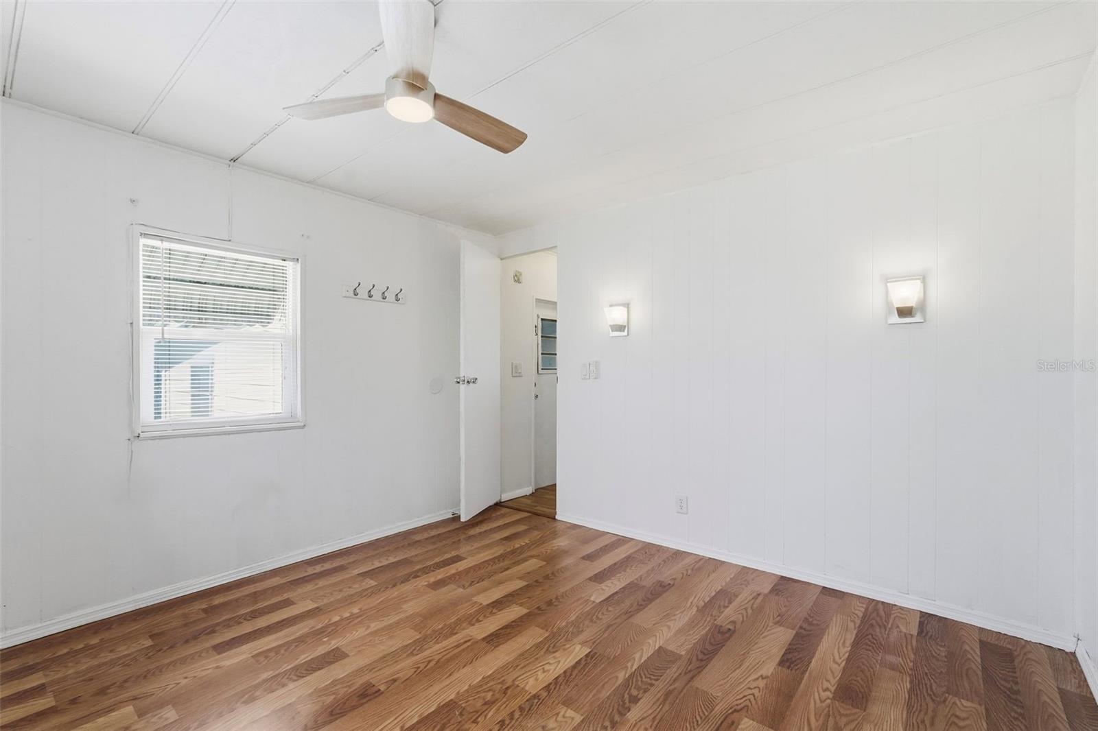 37828 NEWAL AVE, ZEPHYRHILLS, FL, 33542