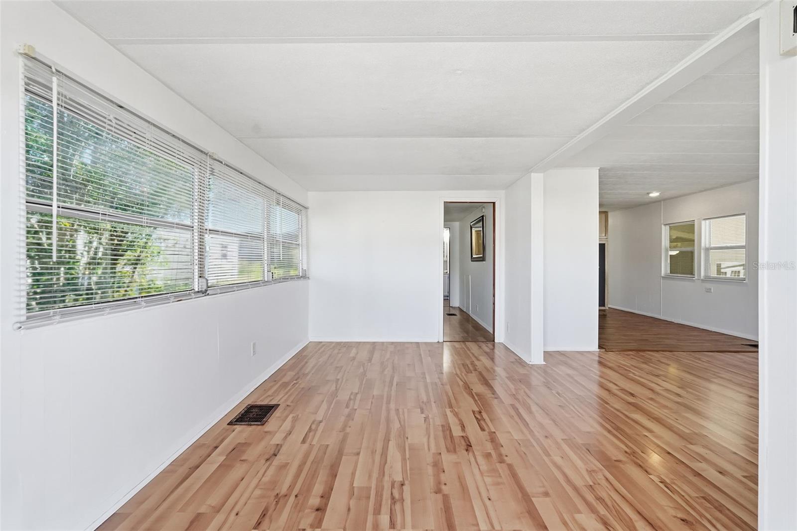 37828 NEWAL AVE, ZEPHYRHILLS, FL, 33542