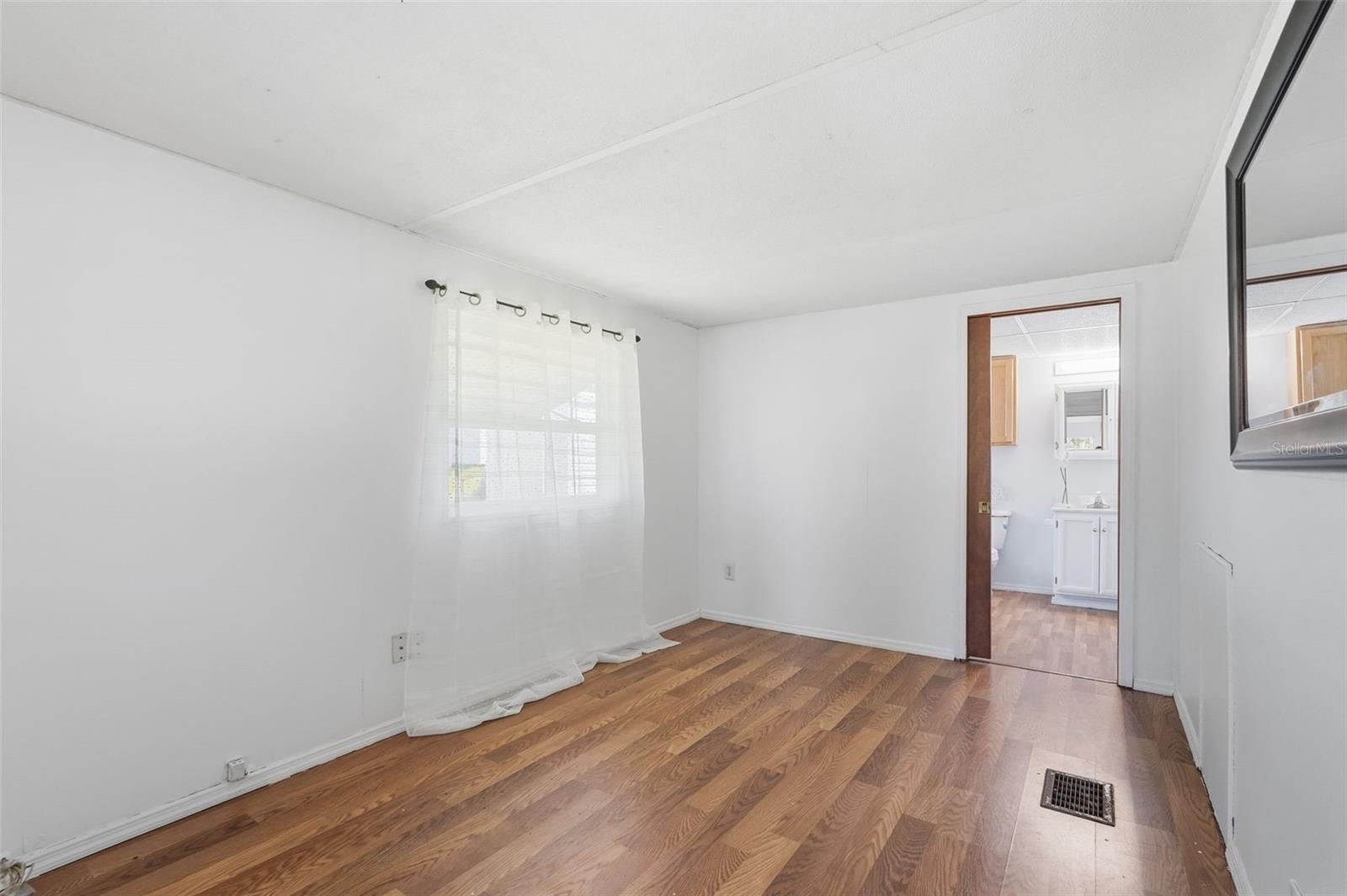 37828 NEWAL AVE, ZEPHYRHILLS, FL, 33542