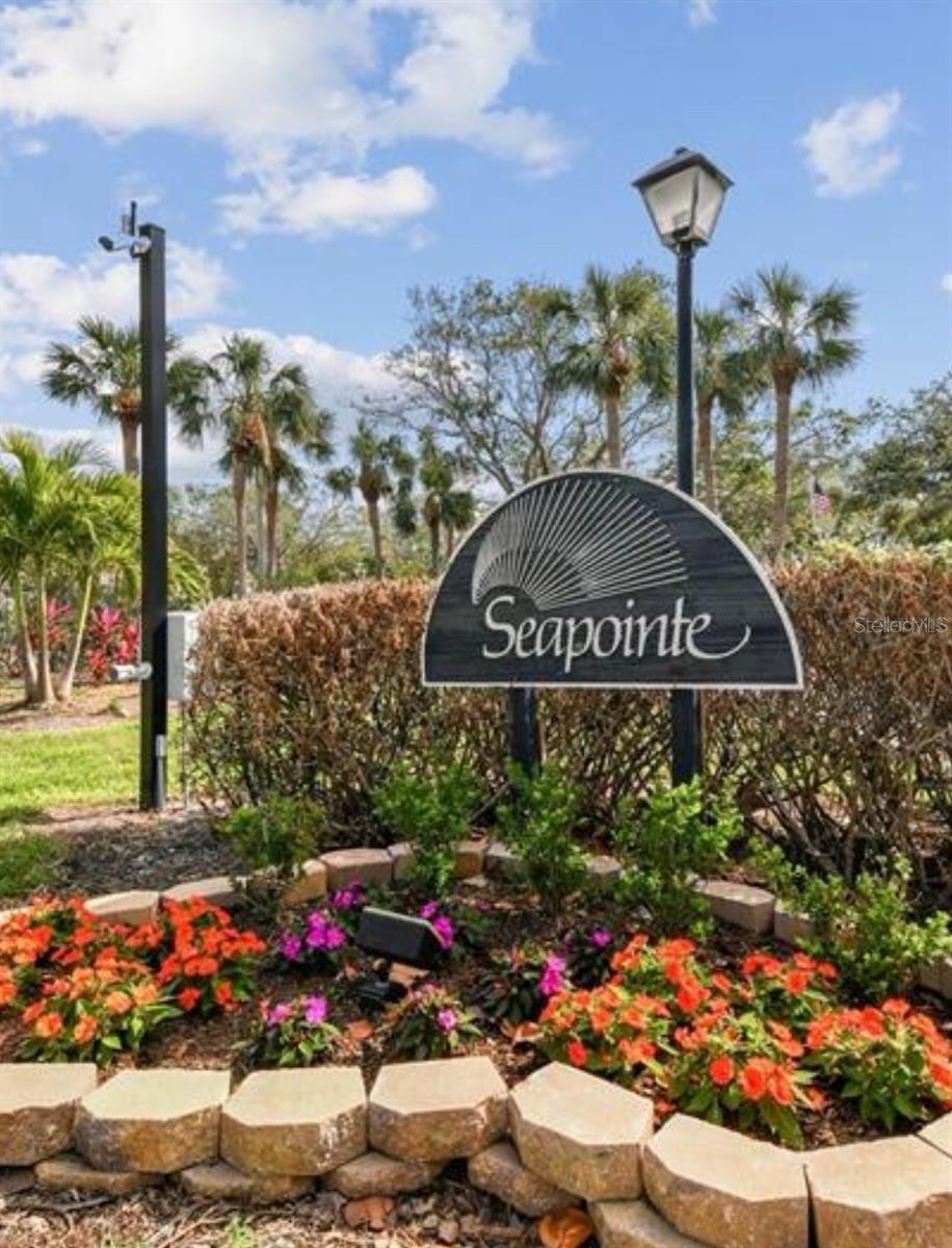 7520 SUNSHINE SKYWAY LN S #T18, ST PETERSBURG, FL, 33711