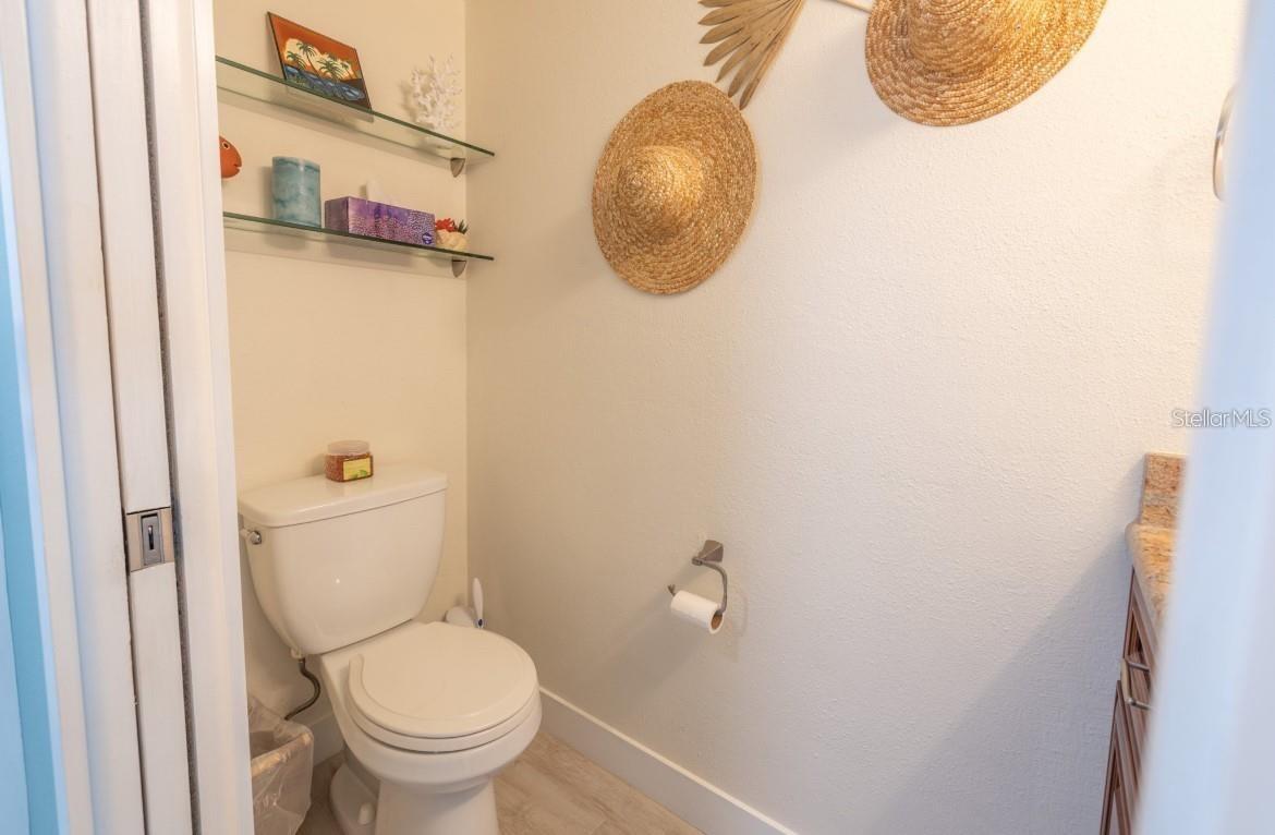 7520 SUNSHINE SKYWAY LN S #T18, ST PETERSBURG, FL, 33711