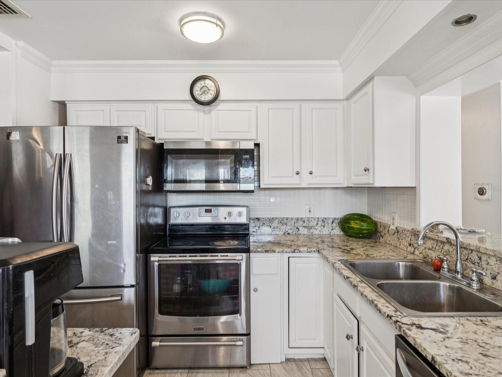 6518 S WEST SHORE CIR, TAMPA, FL, 33616