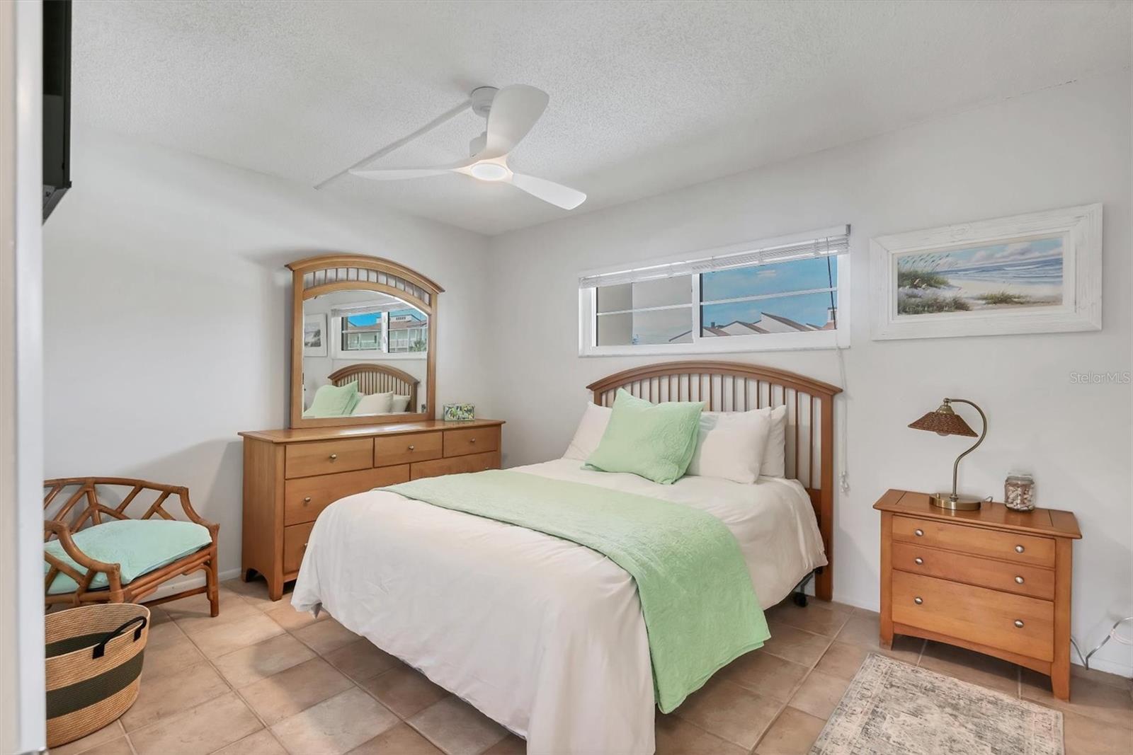 1250 N PORTOFINO DR #303, SARASOTA, FL, 34242