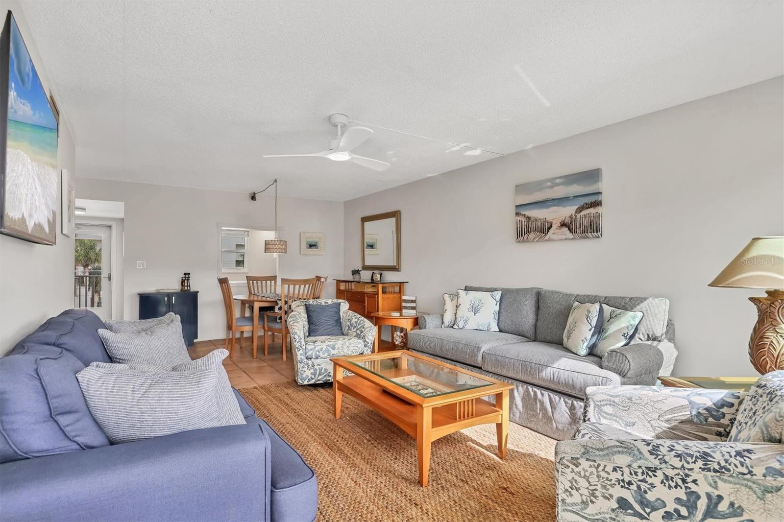 1250 N PORTOFINO DR #303, SARASOTA, FL, 34242