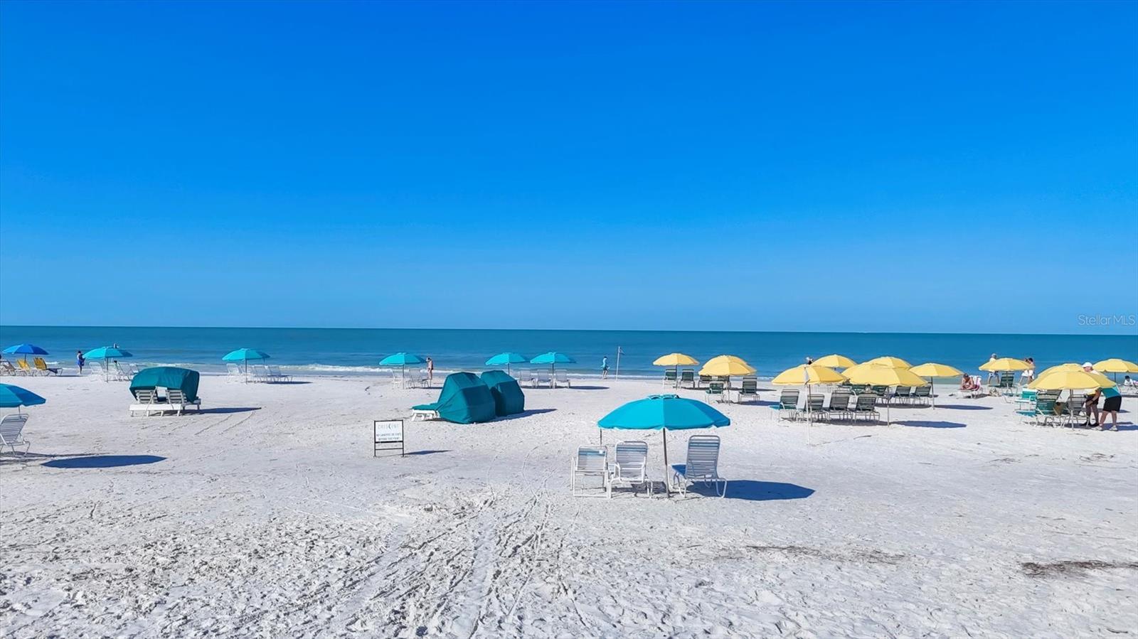 1250 N PORTOFINO DR #303, SARASOTA, FL, 34242