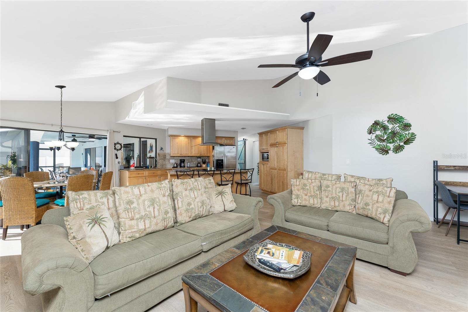 2124 SW 49TH TER, CAPE CORAL, FL, 33914