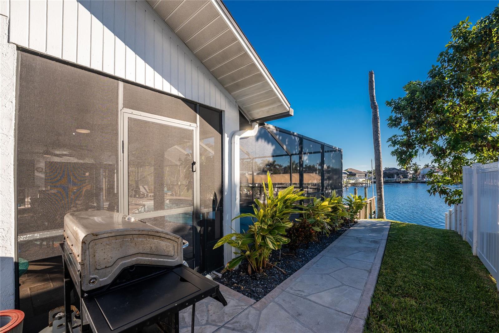 2124 SW 49TH TER, CAPE CORAL, FL, 33914