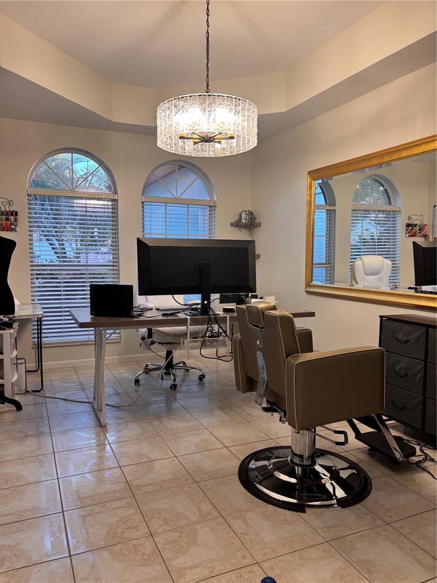 4825 CHAROWEN DR, ORLANDO, FL, 32837