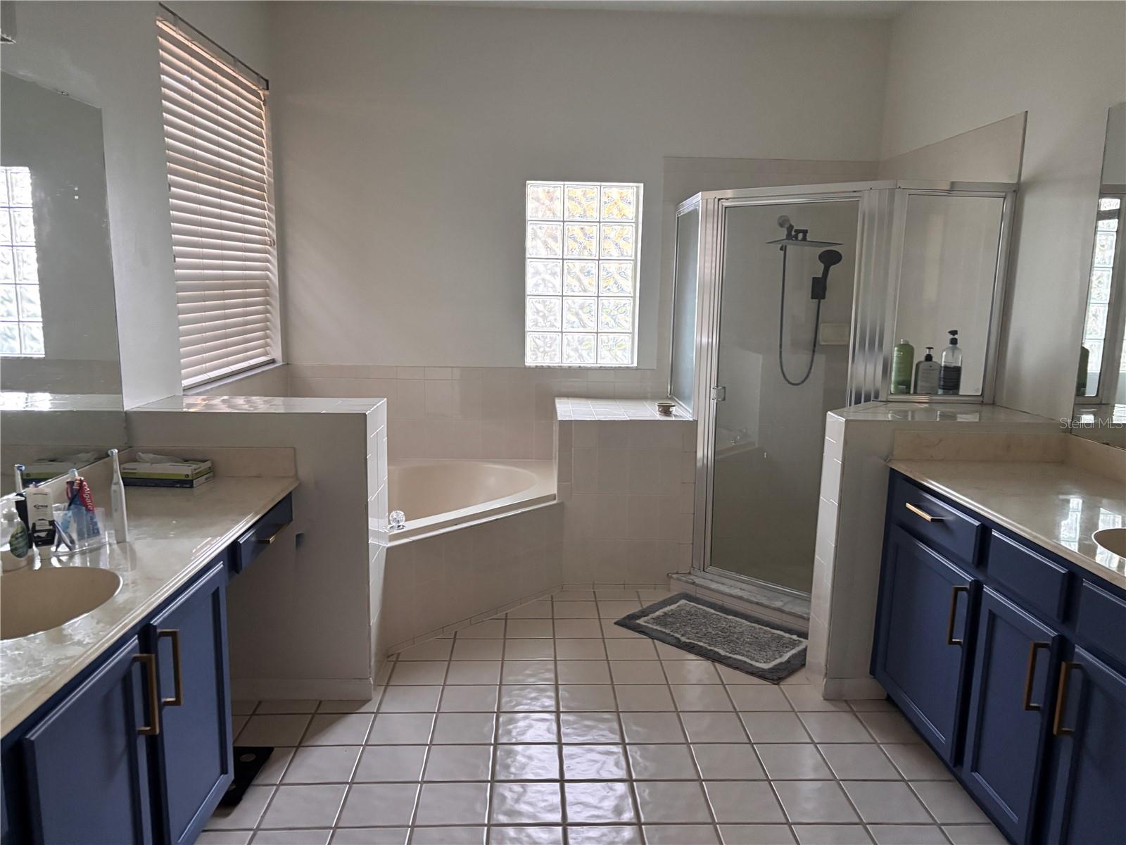 4825 CHAROWEN DR, ORLANDO, FL, 32837