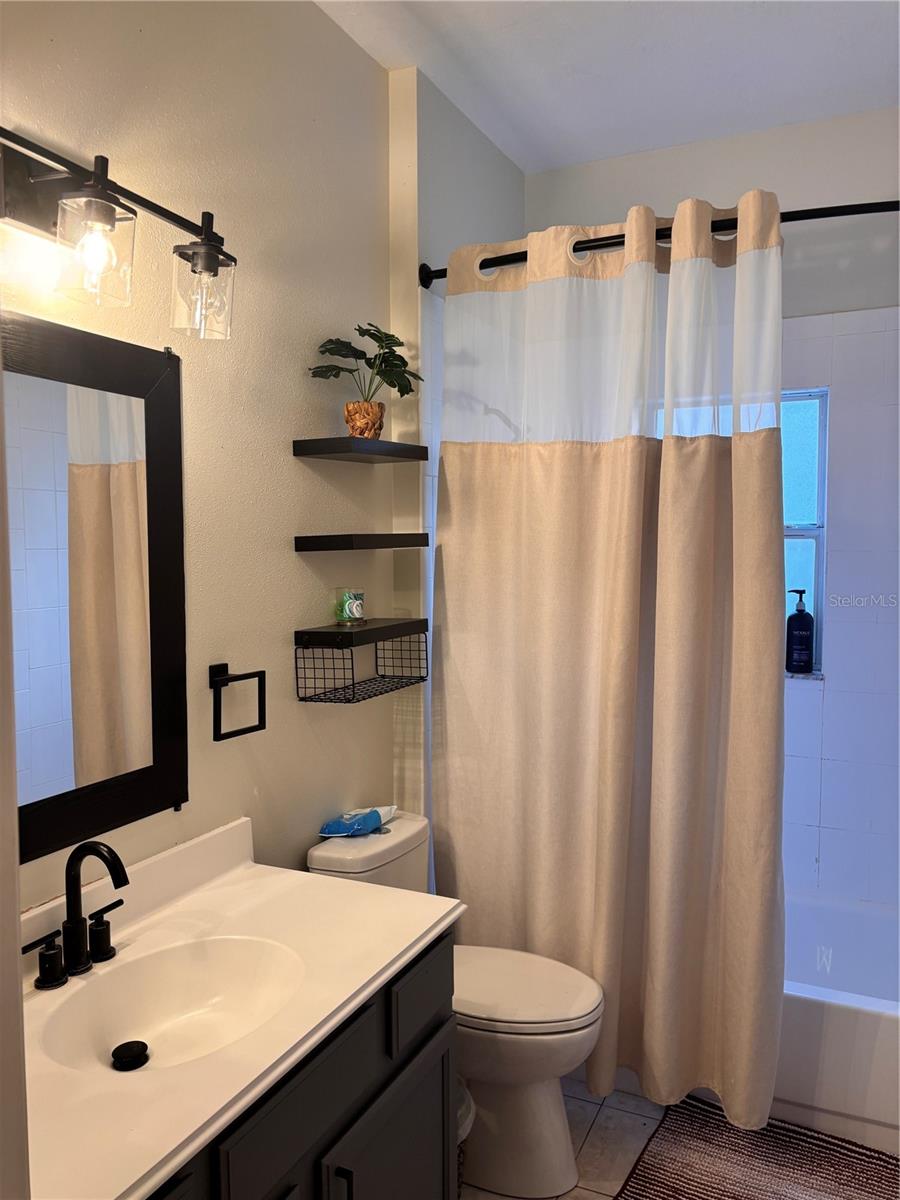 4825 CHAROWEN DR, ORLANDO, FL, 32837