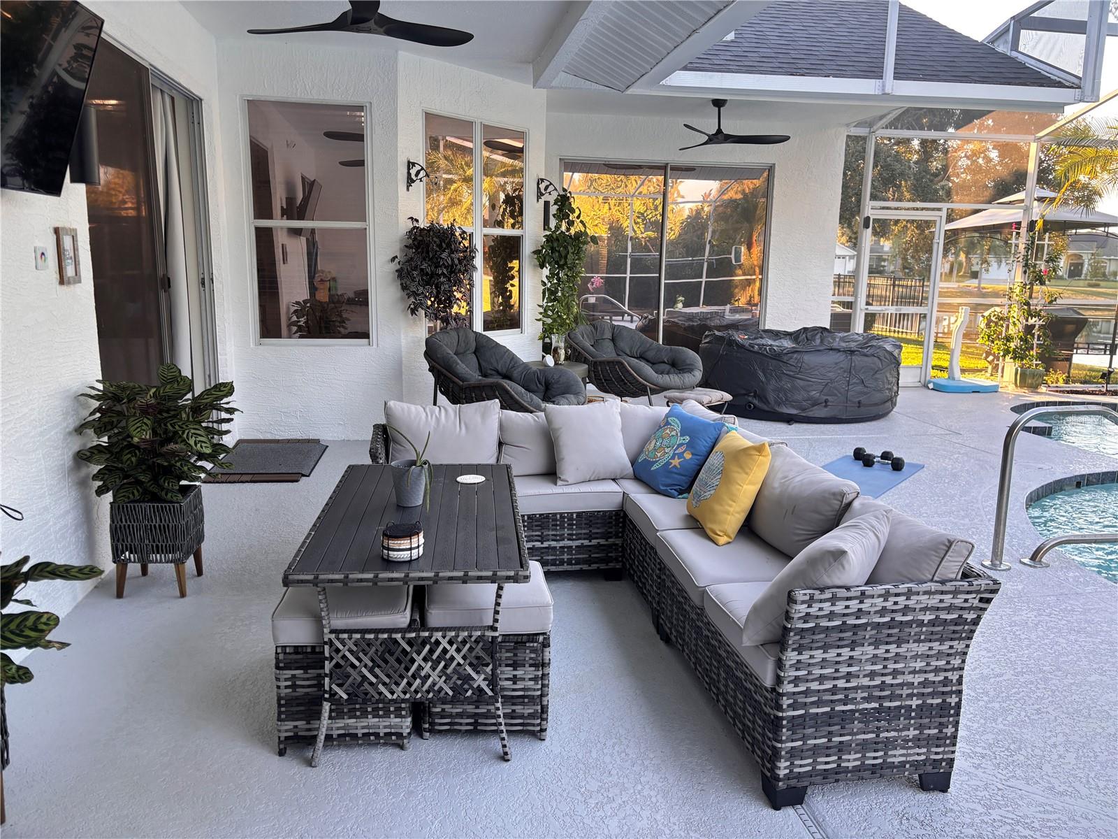 4825 CHAROWEN DR, ORLANDO, FL, 32837