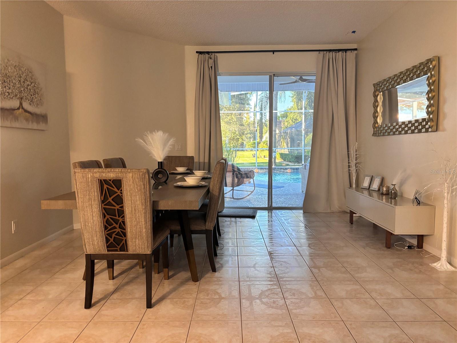 4825 CHAROWEN DR, ORLANDO, FL, 32837