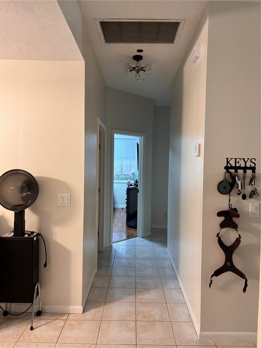 4825 CHAROWEN DR, ORLANDO, FL, 32837