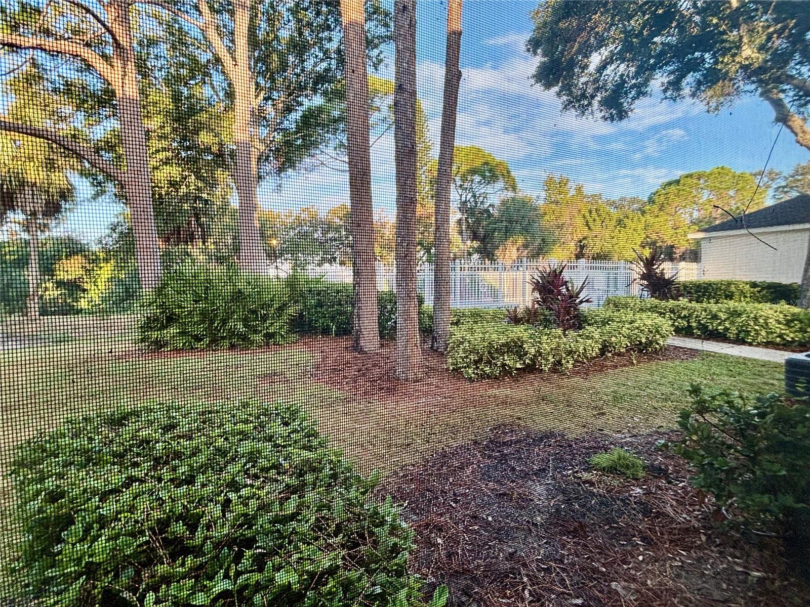 13576 FOREST LAKE DR, LARGO, FL, 33771