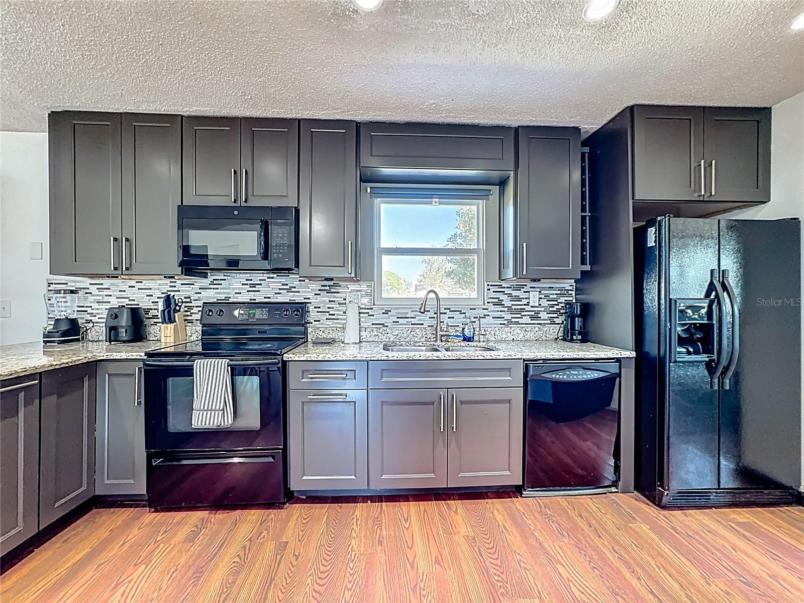 1537 COLONY AVE, KISSIMMEE, FL, 34744