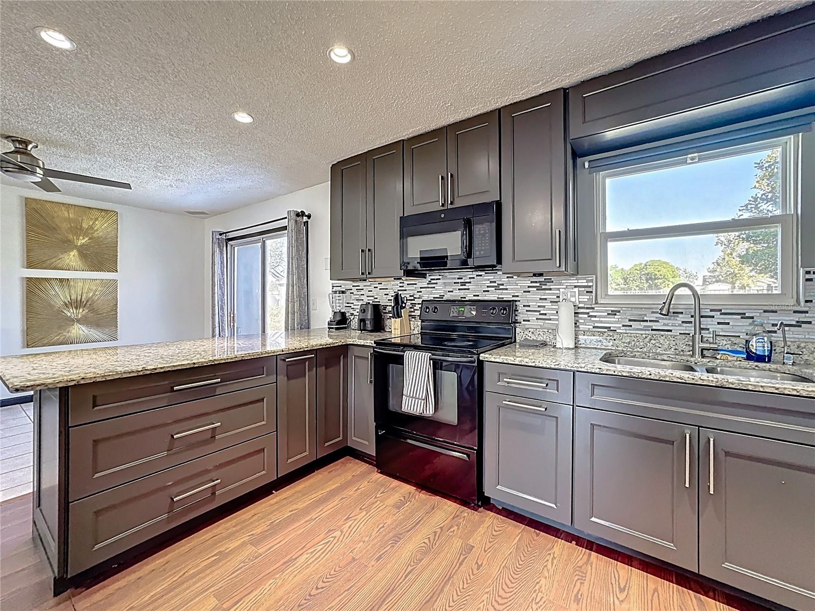 1537 COLONY AVE, KISSIMMEE, FL, 34744