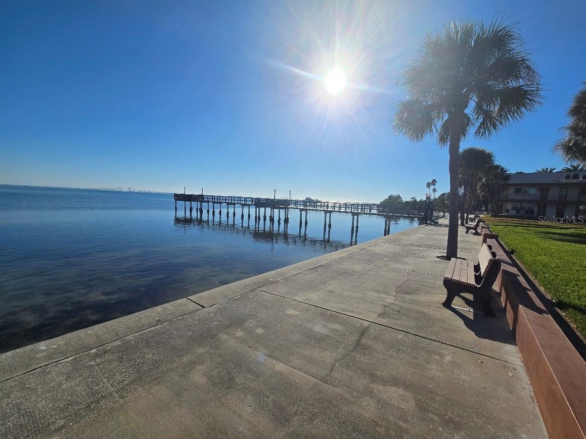 650 PINELLAS POINT DR S #204, ST PETERSBURG, FL, 33705