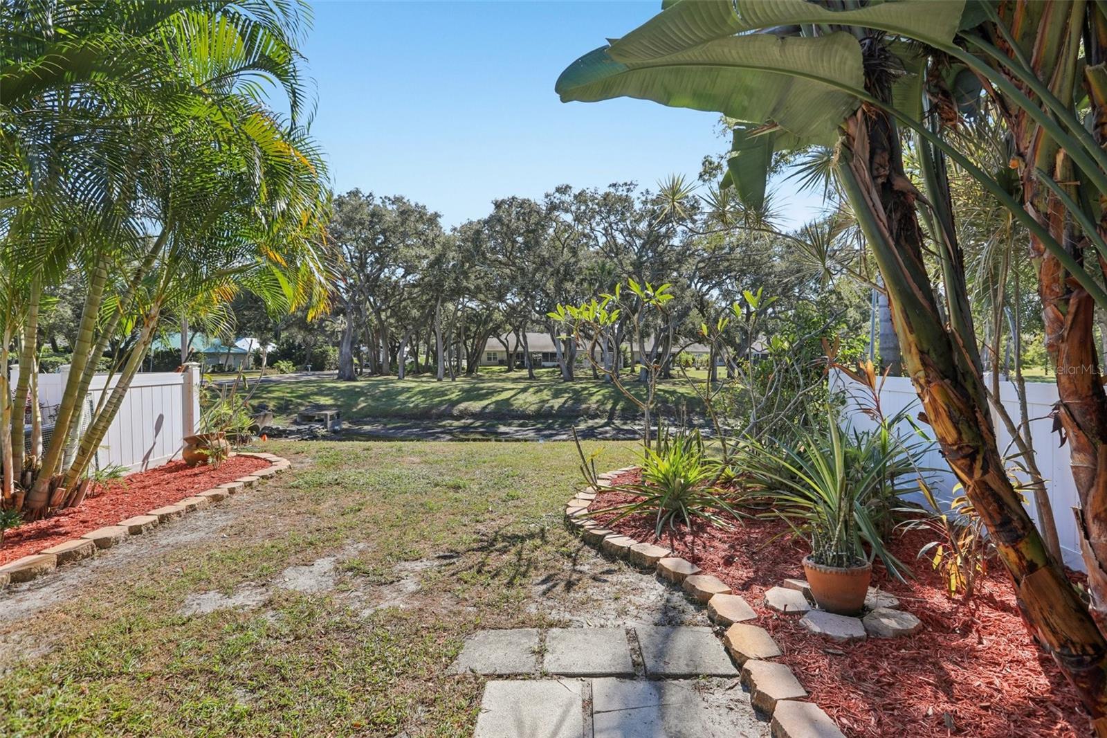 348 SALEM ST, SAFETY HARBOR, FL, 34695