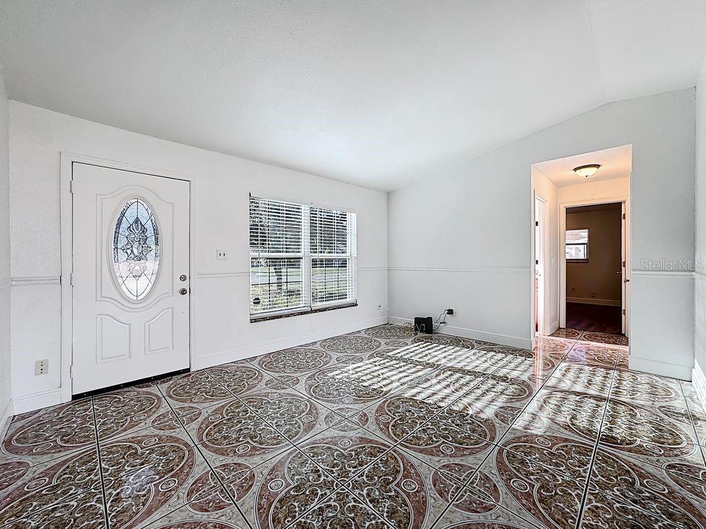 9325 LARETTE DR, ORLANDO, FL, 32817