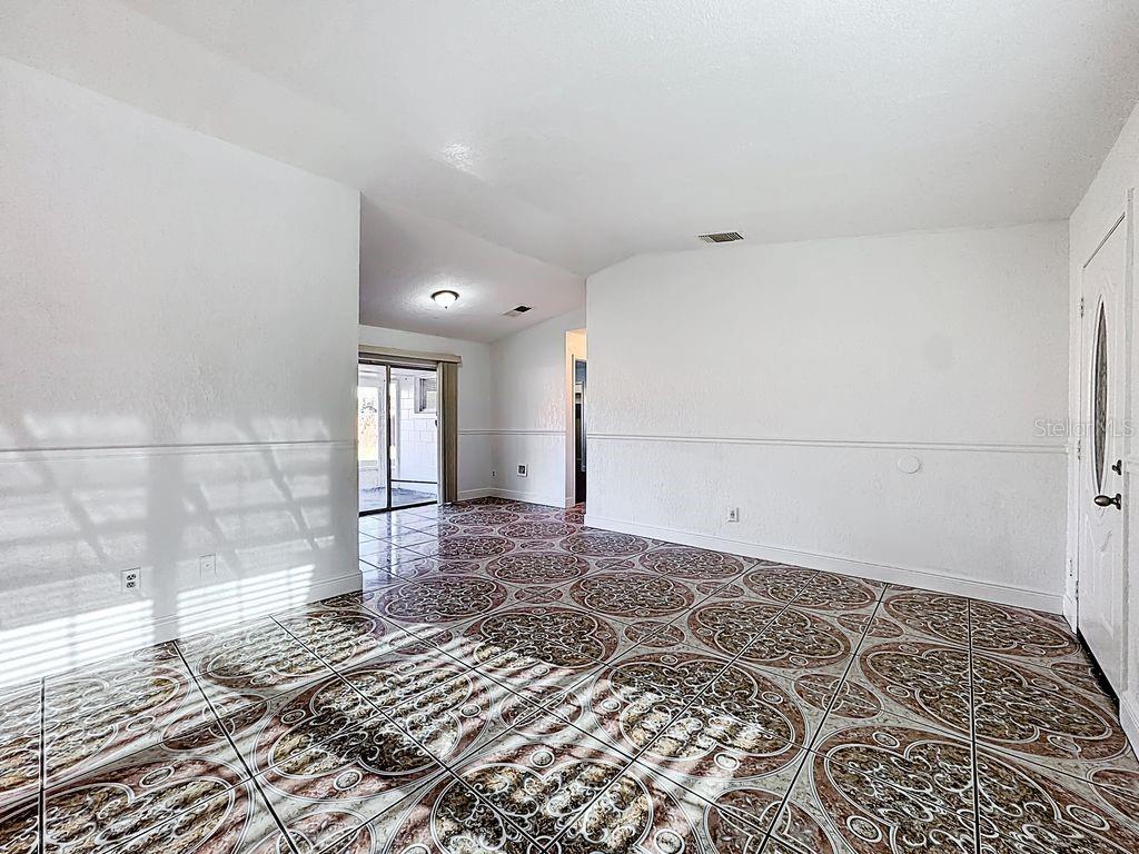 9325 LARETTE DR, ORLANDO, FL, 32817