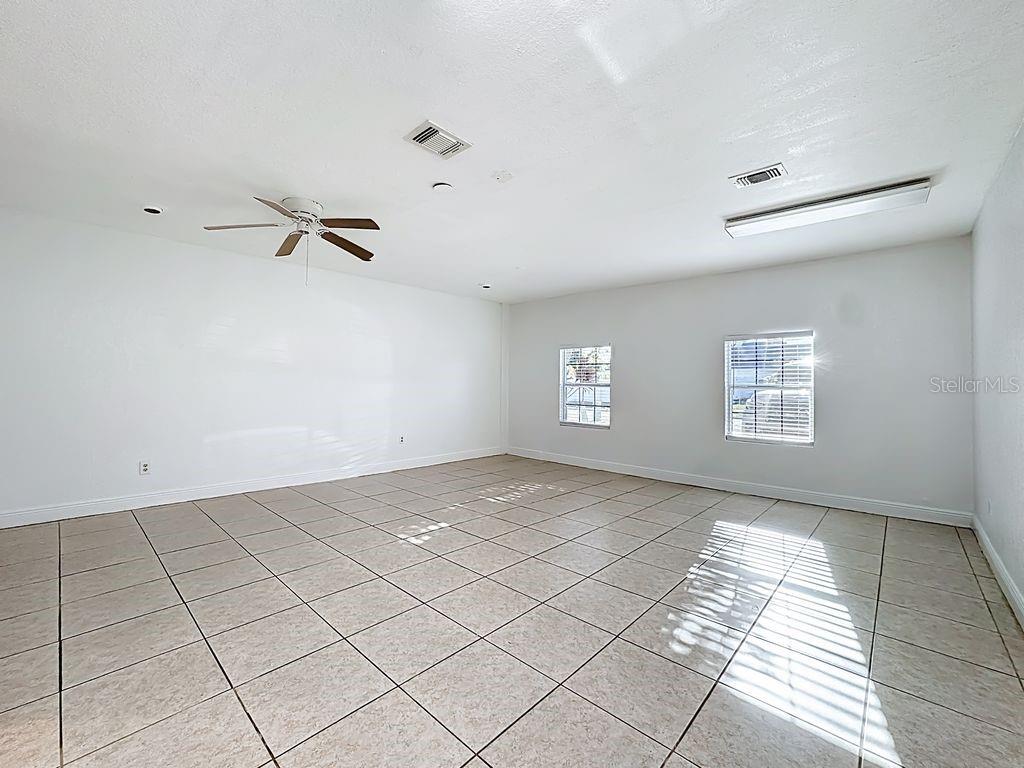 9325 LARETTE DR, ORLANDO, FL, 32817