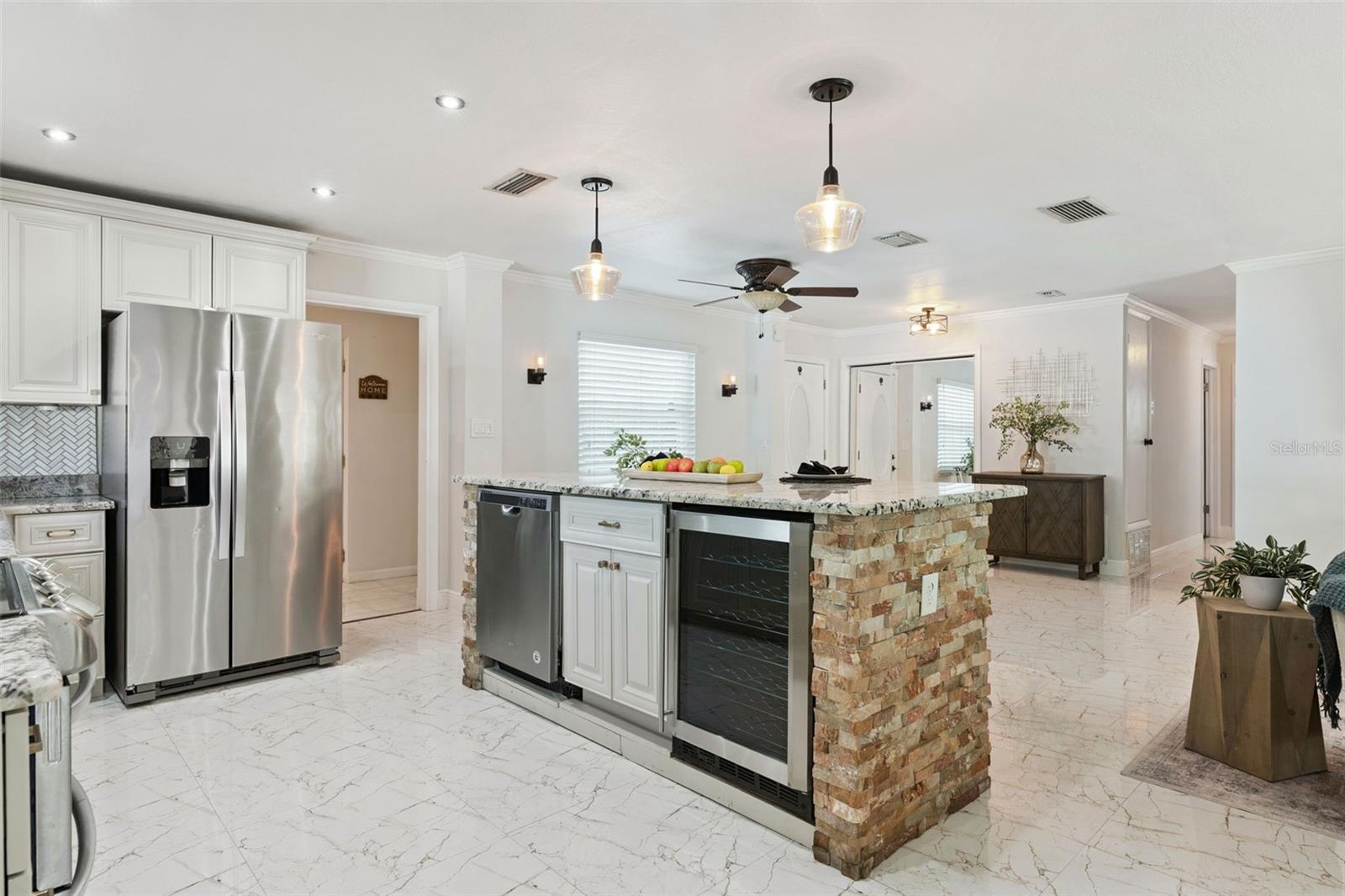 622 BEVERLY AVE, ALTAMONTE SPRINGS, FL, 32701