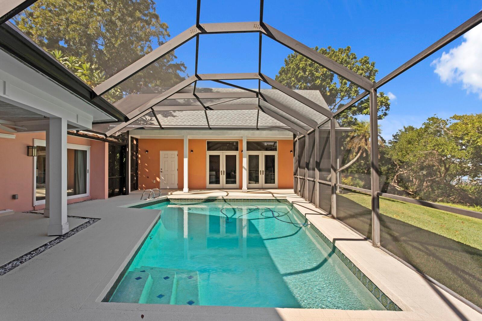 1501 75TH CIR NE, ST PETERSBURG, FL, 33702