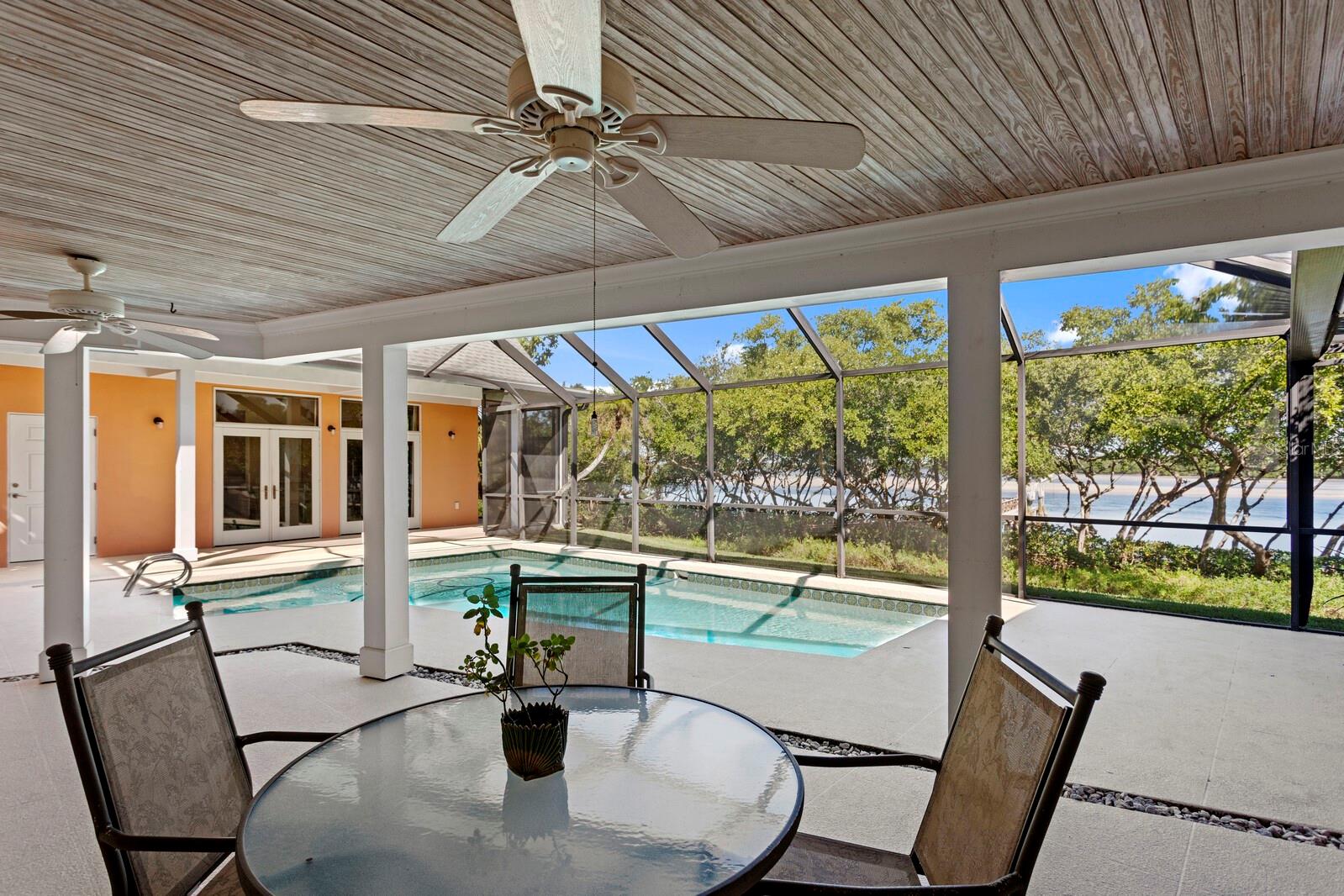 1501 75TH CIR NE, ST PETERSBURG, FL, 33702