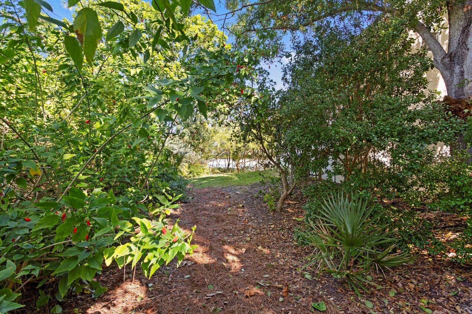 1501 75TH CIR NE, ST PETERSBURG, FL, 33702