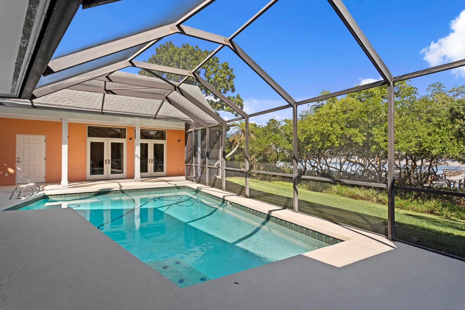 1501 75TH CIR NE, ST PETERSBURG, FL, 33702