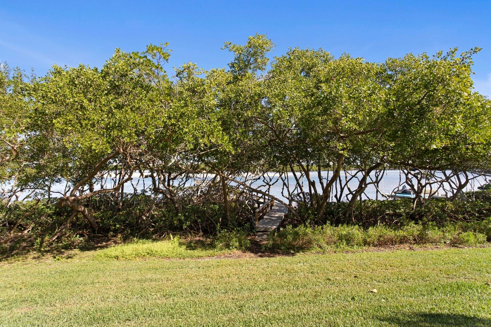 1501 75TH CIR NE, ST PETERSBURG, FL, 33702