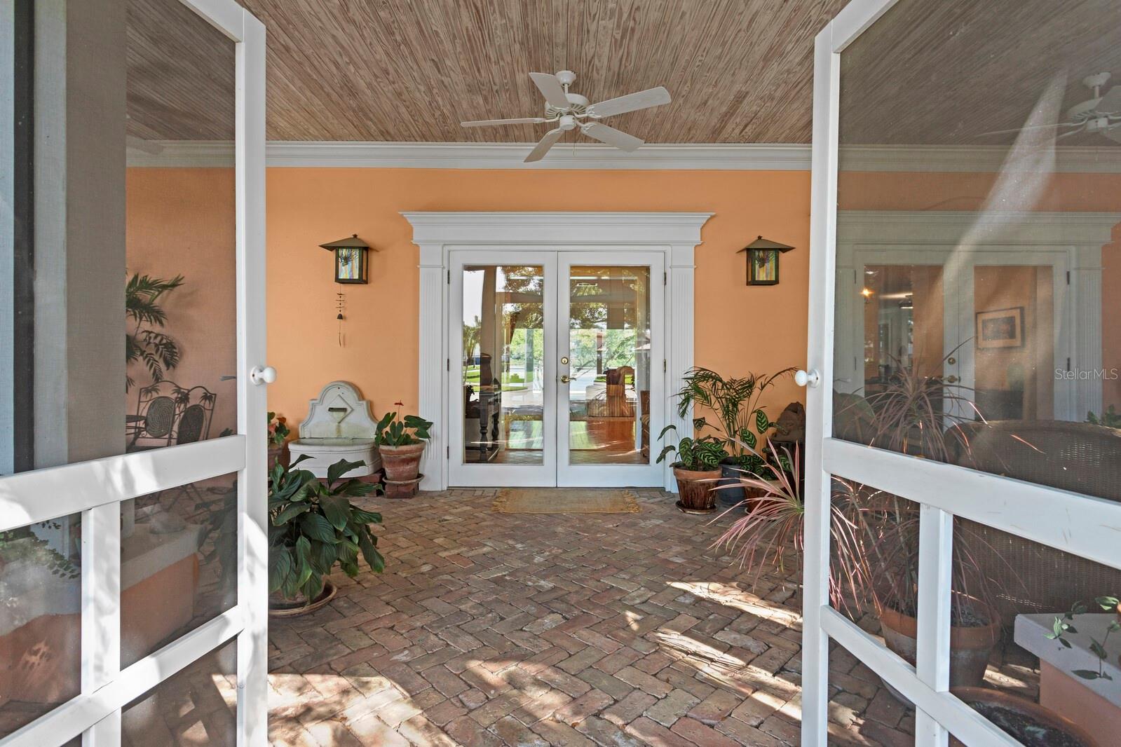 1501 75TH CIR NE, ST PETERSBURG, FL, 33702