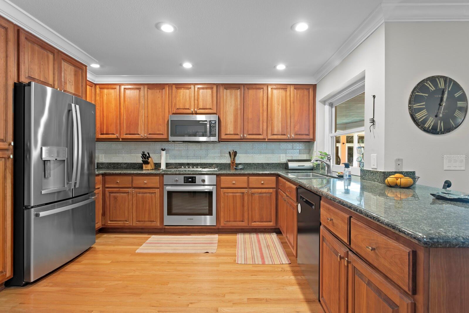 1501 75TH CIR NE, ST PETERSBURG, FL, 33702