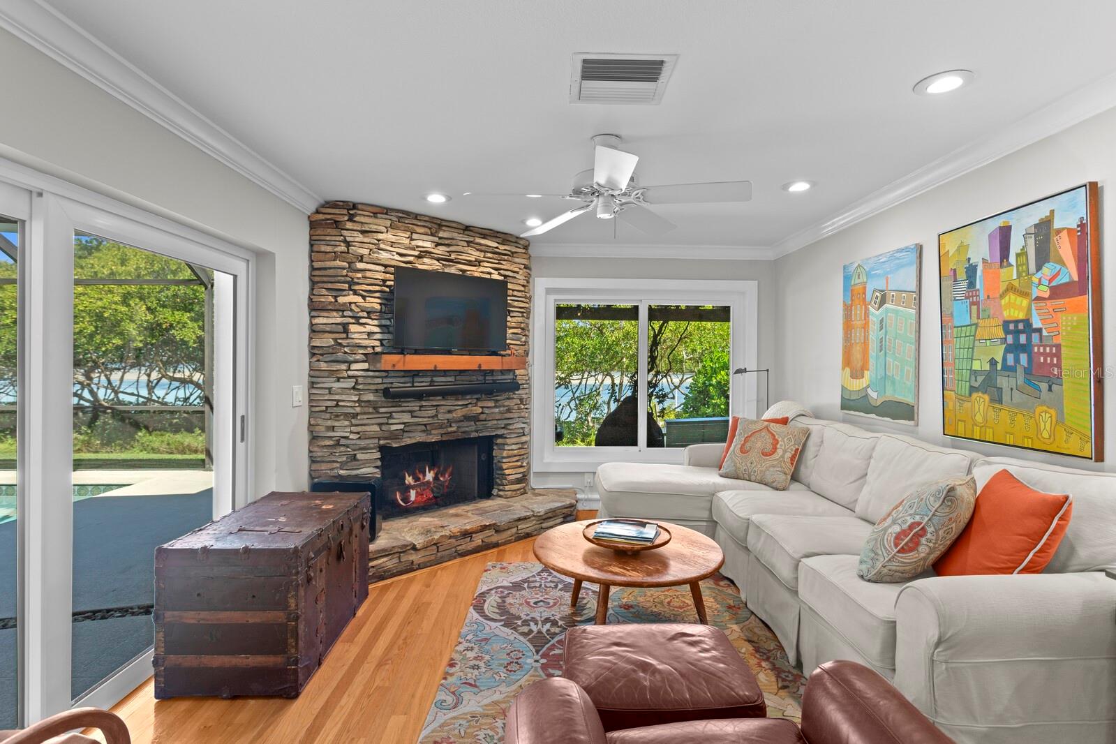 1501 75TH CIR NE, ST PETERSBURG, FL, 33702