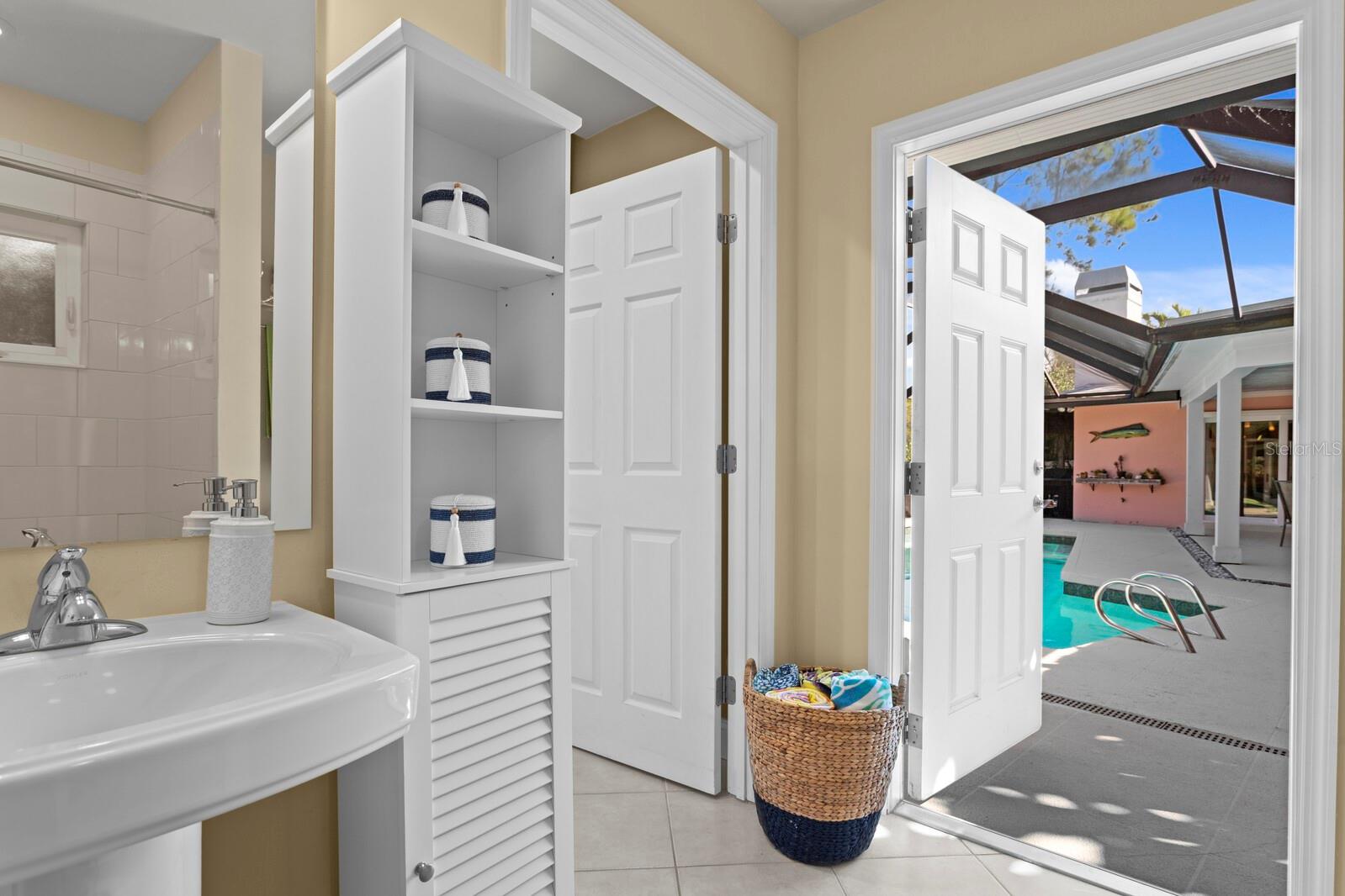 1501 75TH CIR NE, ST PETERSBURG, FL, 33702