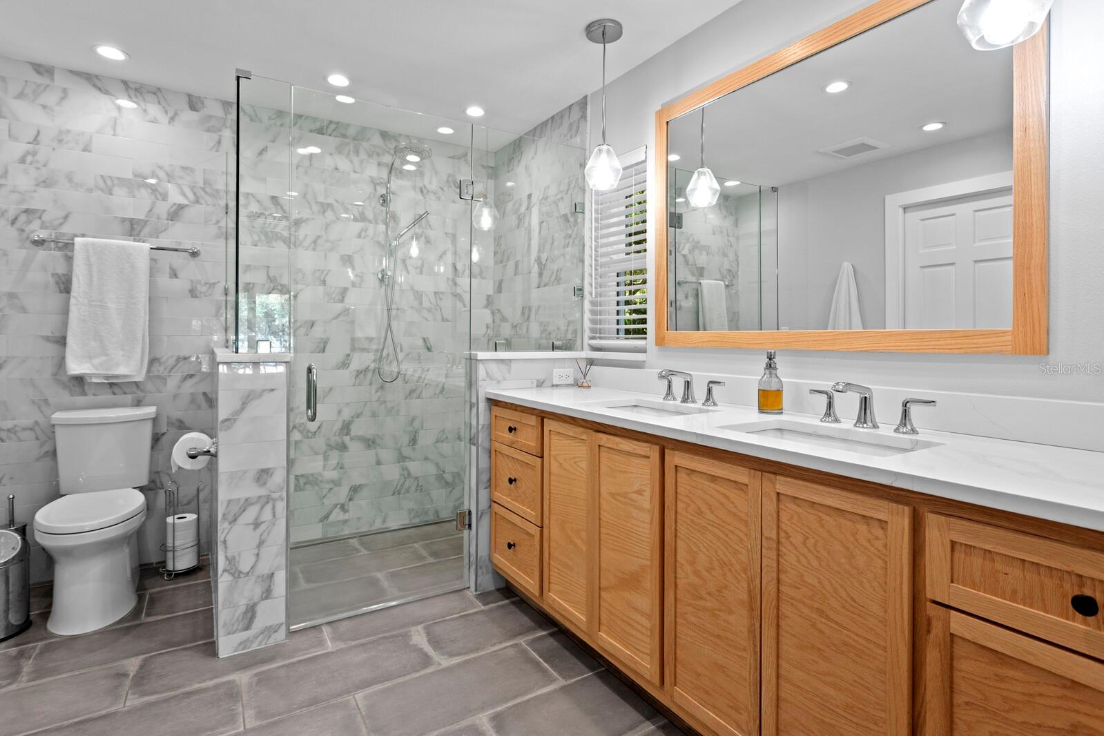 1501 75TH CIR NE, ST PETERSBURG, FL, 33702