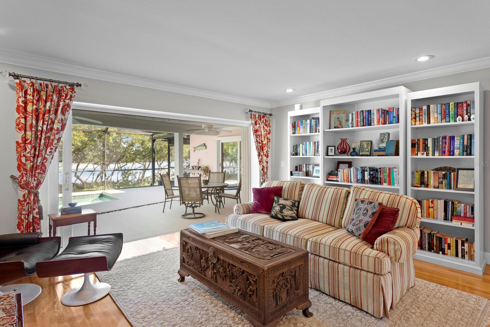 1501 75TH CIR NE, ST PETERSBURG, FL, 33702