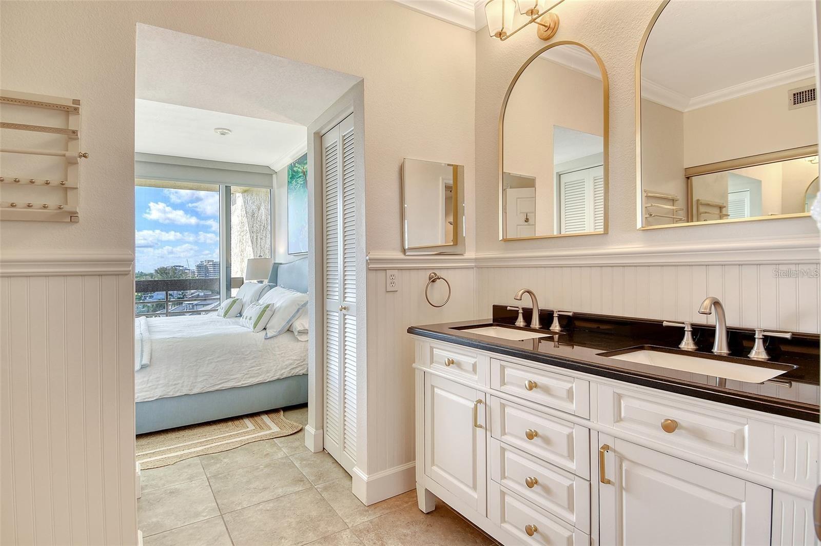 1065 GULF OF MEXICO DR #601, LONGBOAT KEY, FL, 34228