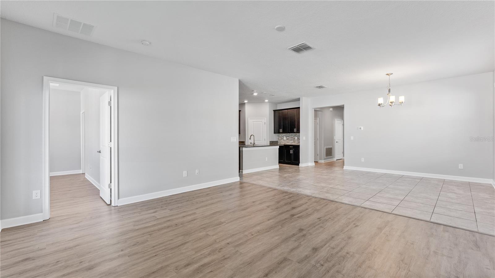 9881 MAGNOLIA WOODS BLVD, ORLANDO, FL, 32832