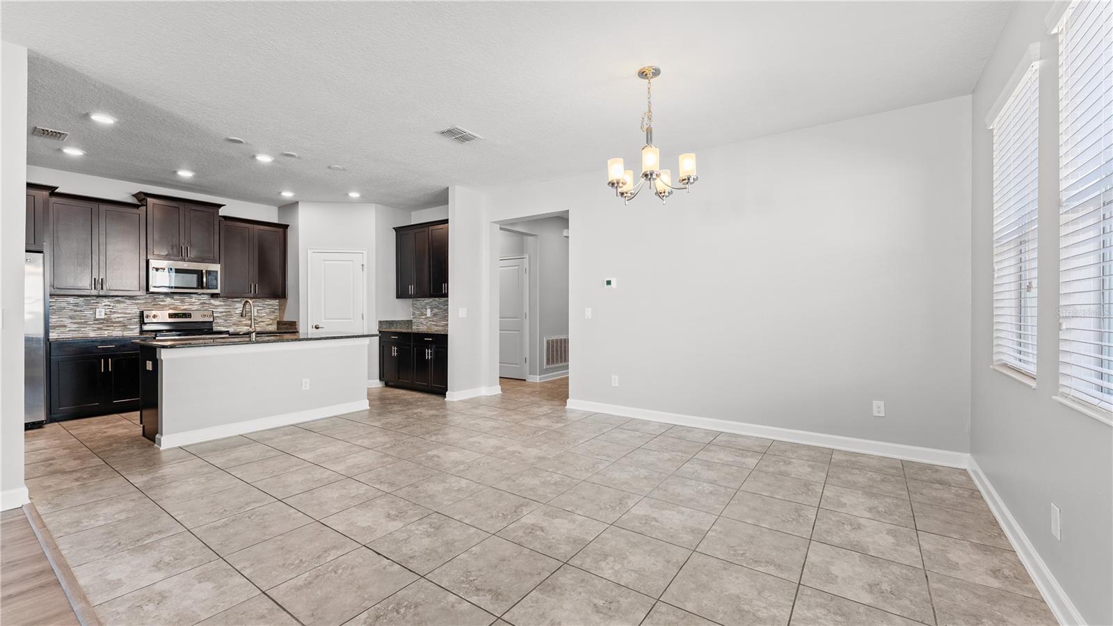 9881 MAGNOLIA WOODS BLVD, ORLANDO, FL, 32832