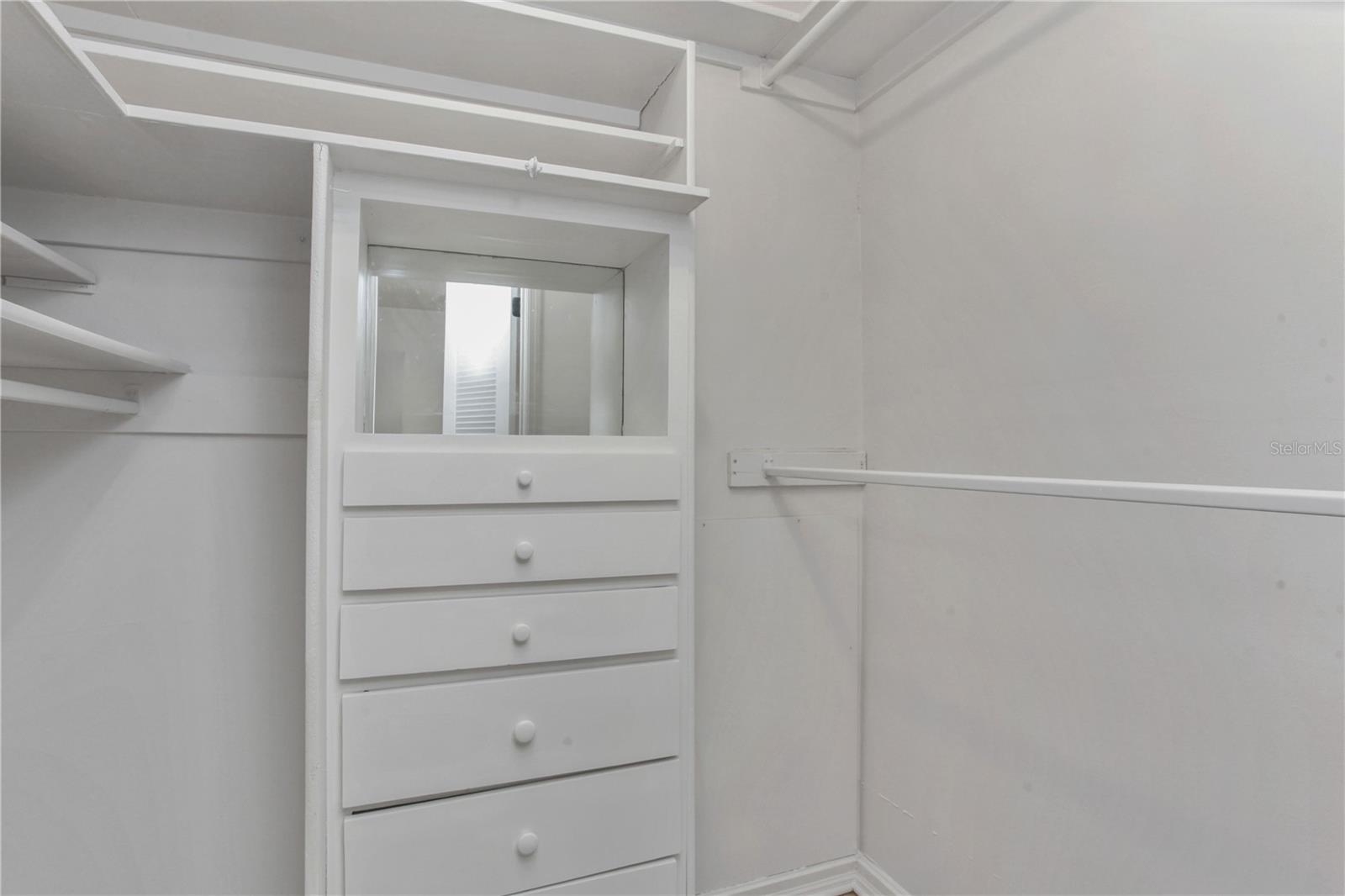 2040 COUNTRYSIDE CIR N, ORLANDO, FL, 32804