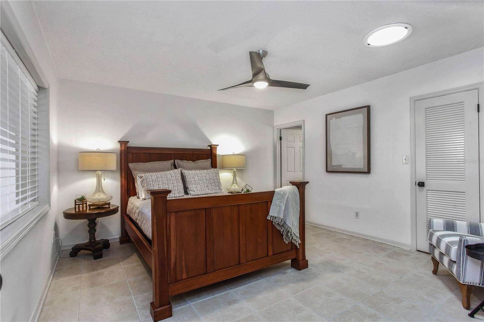 2040 COUNTRYSIDE CIR N, ORLANDO, FL, 32804