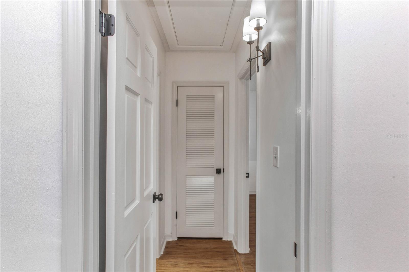 2040 COUNTRYSIDE CIR N, ORLANDO, FL, 32804