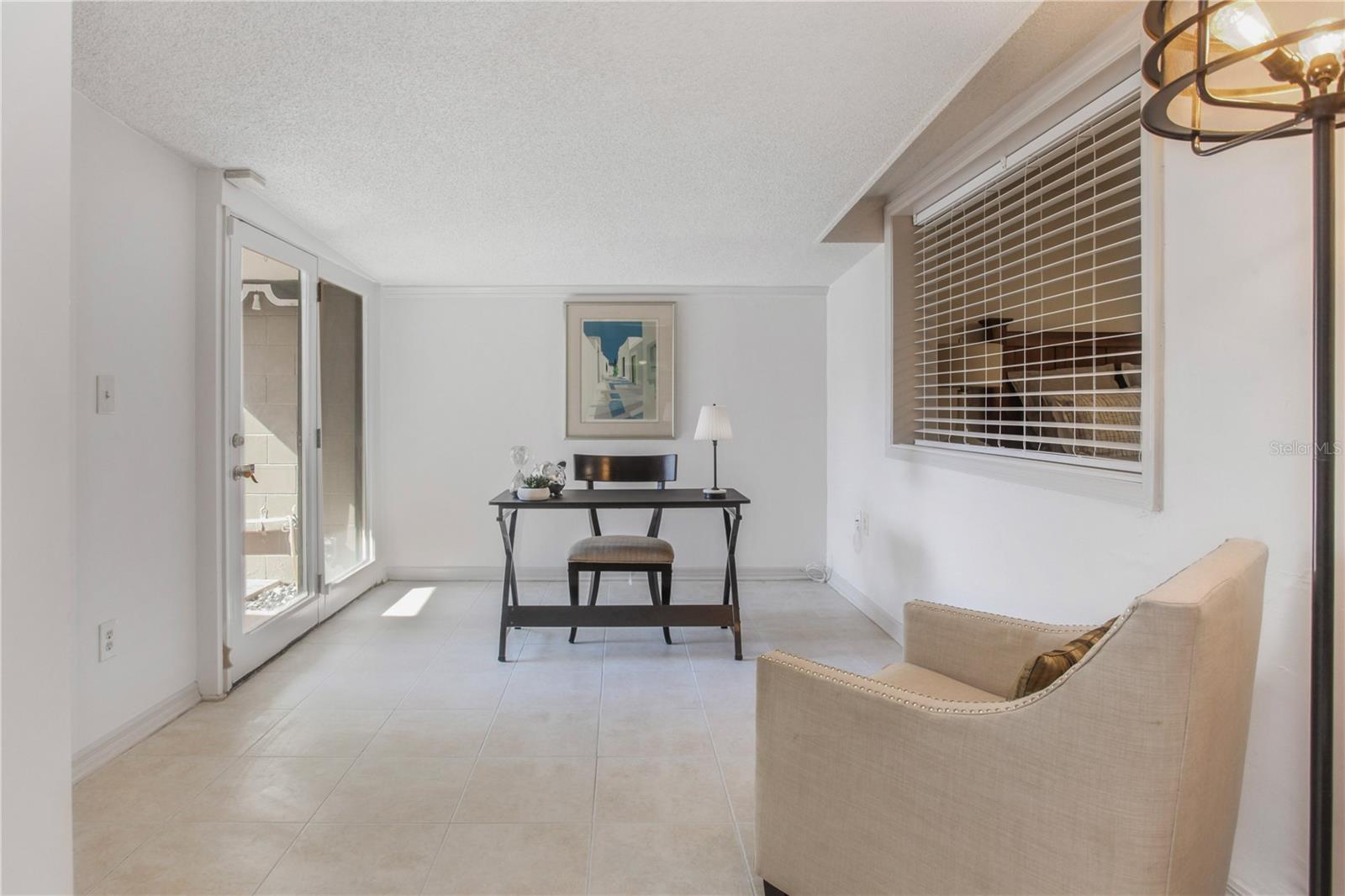 2040 COUNTRYSIDE CIR N, ORLANDO, FL, 32804