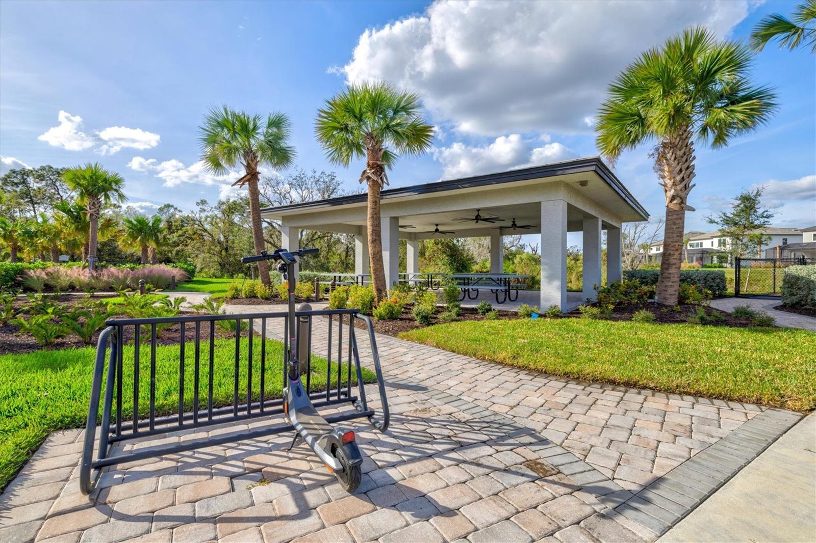 16235 PINE MIST DR, BRADENTON, FL, 34211